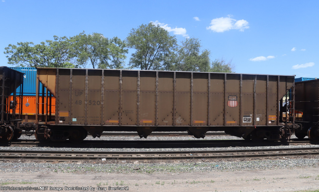 UP 48520 - Union Pacific 